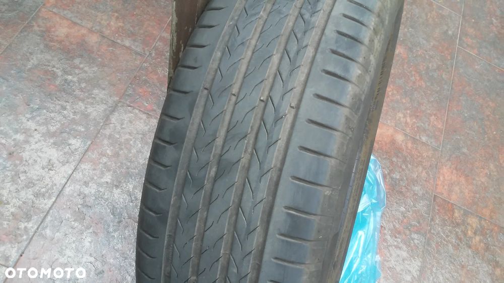 4 opony letnie 215/60 R18 - 4