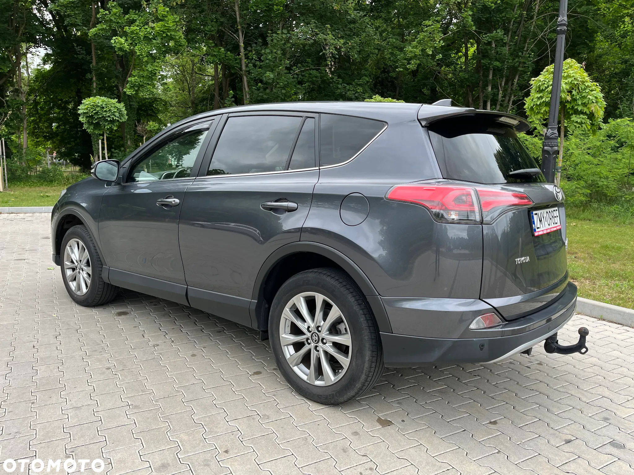 Toyota RAV4 - 7