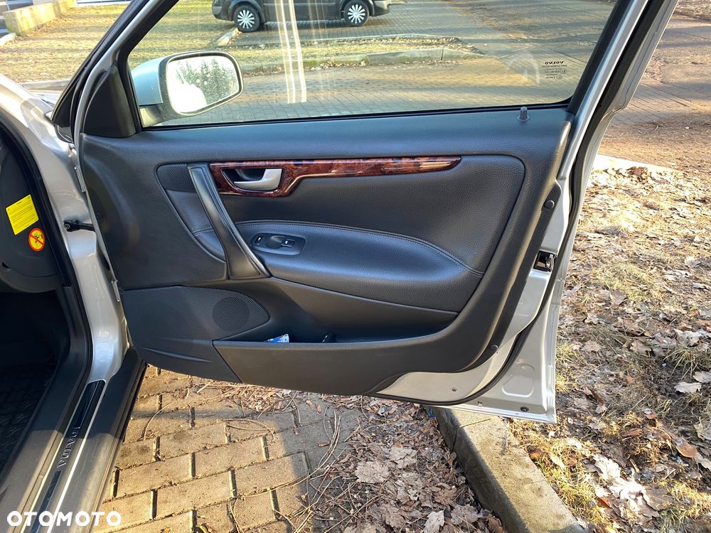 Volvo S60 2.4 D - 10