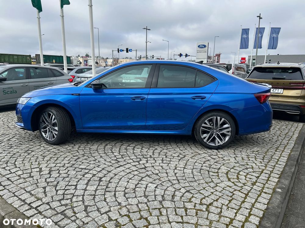 Skoda Octavia 1.5 TSI e-TEC DSG Sportline - 8