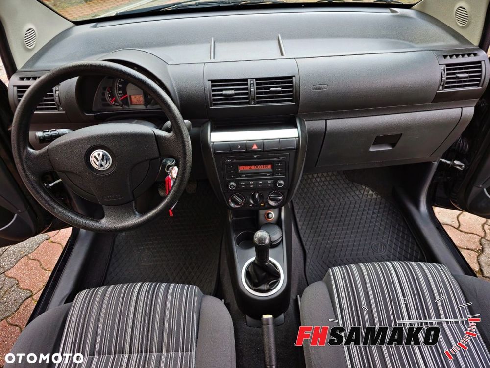 Volkswagen Fox - 32