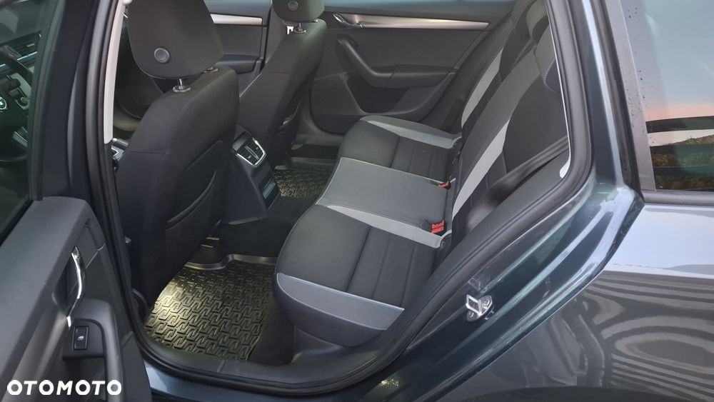 Skoda Octavia 2.0 TDI Joy - 7
