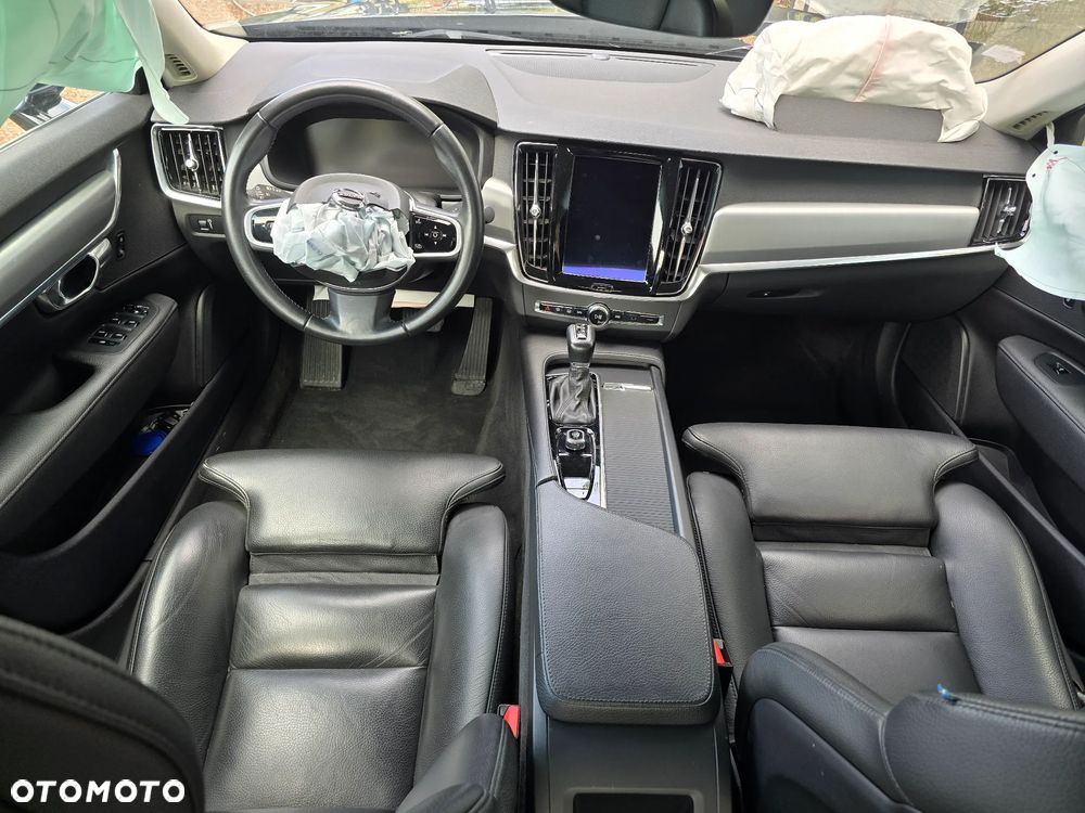 Volvo S90 D3 Geartronic Momentum Pro - 9
