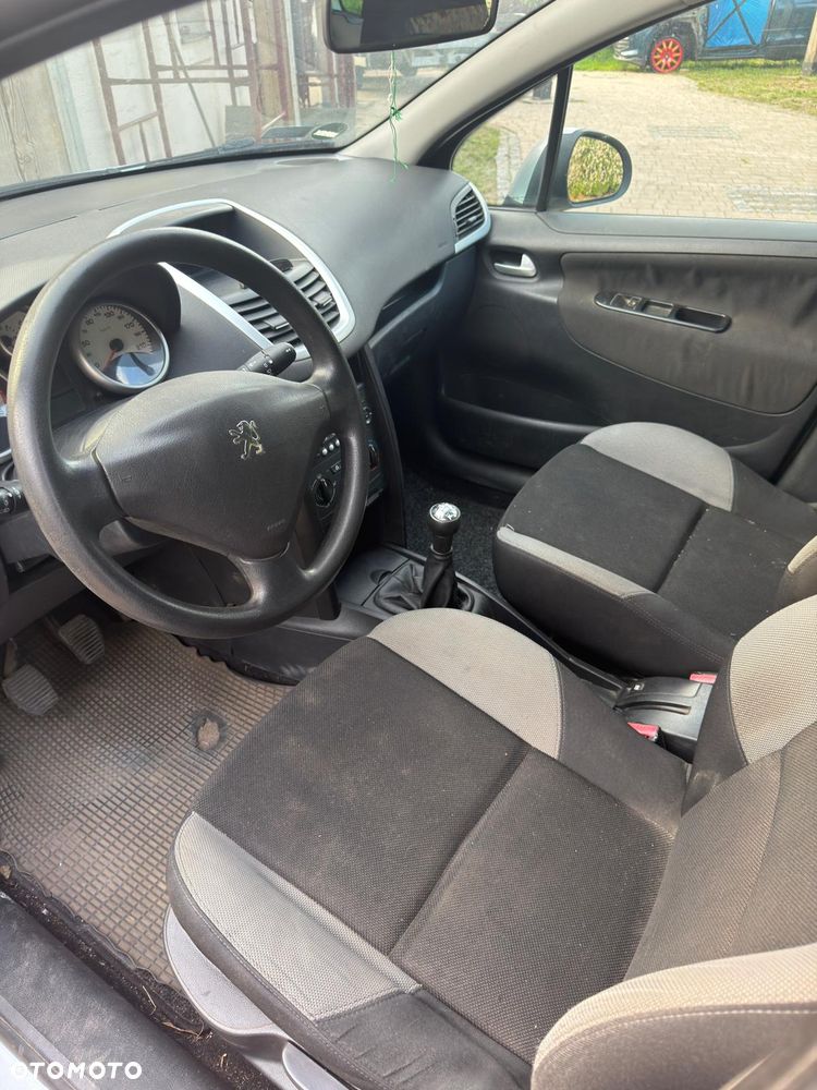 Peugeot 207 1.6 HDi 16V Sporty - 4