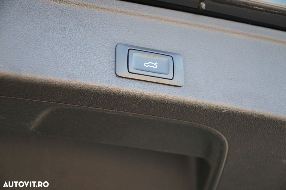 Audi A4 Avant 2.0 TDI S tronic - 17