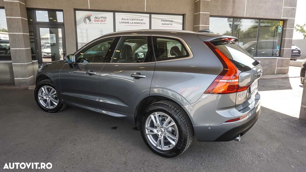 Volvo XC 60 D4 AWD Momentum - 32