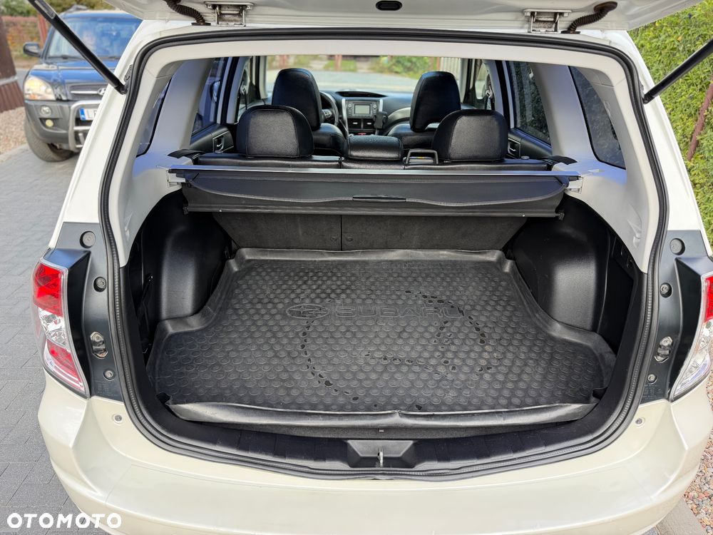 Subaru Forester 2.0X Exclusive - 35