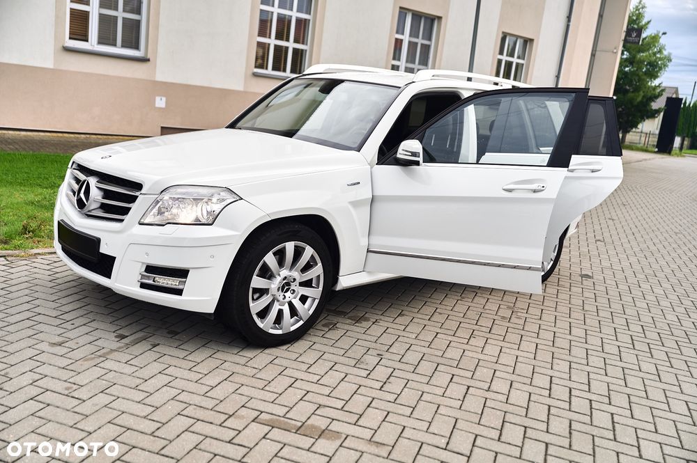 Mercedes-Benz GLK 220 CDI DPF BlueEFFICIENCY 7G-TRONIC - 19