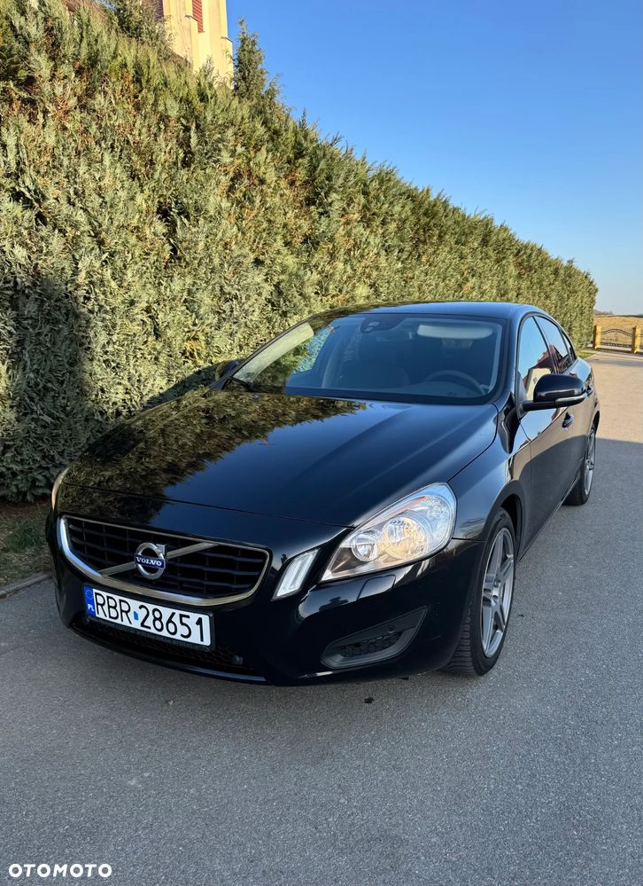 Volvo S60 D3 Edition Pro - 1