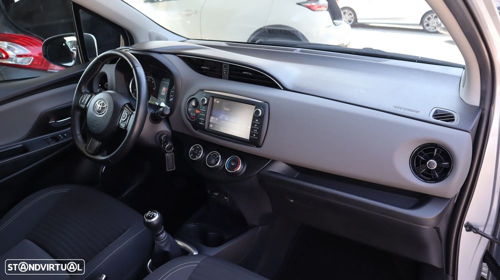 Toyota Yaris 1.4 D-4D Comfort - 19