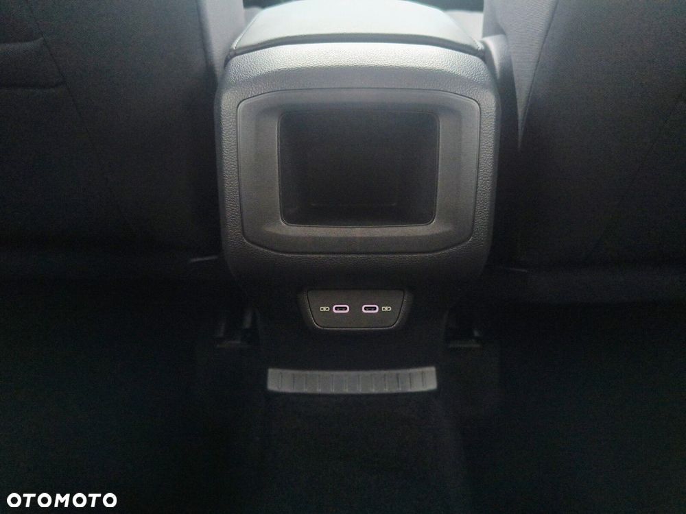 Volkswagen T-Cross 1.0 TSI Life Plus - 27