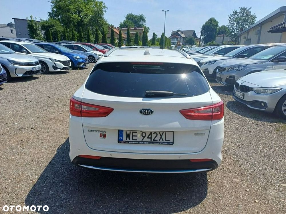 Kia Optima Sportagon 2.0 GDI Attract - 6