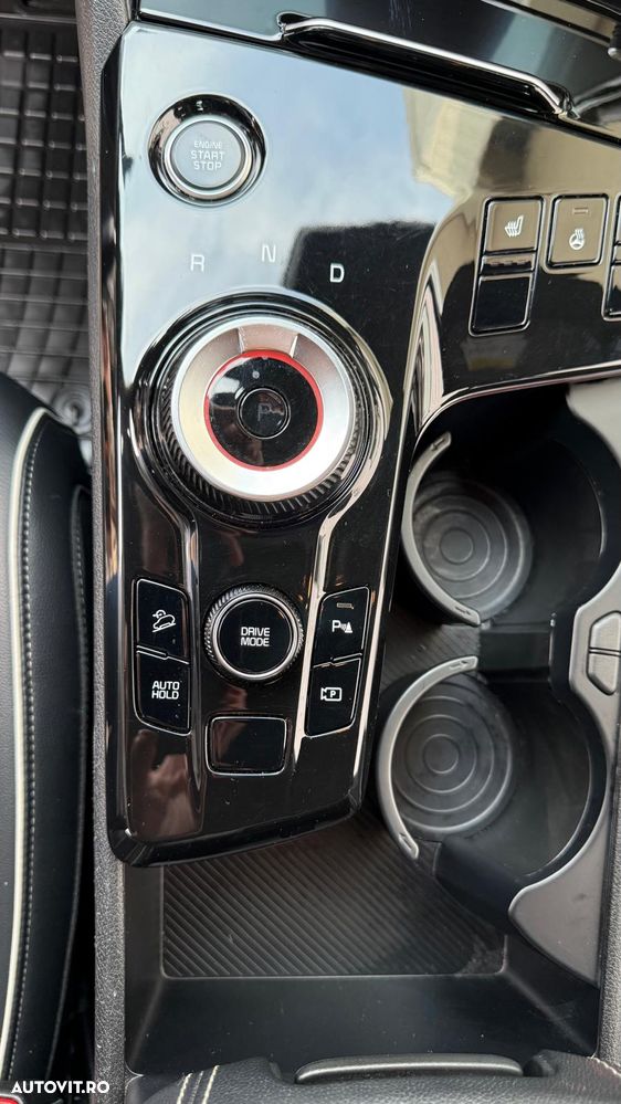 Kia Sportage 1.6 T-GDI HEV 6AT 4x2 GT Line - 14