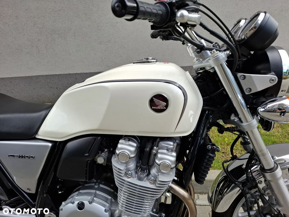 Honda CB - 25