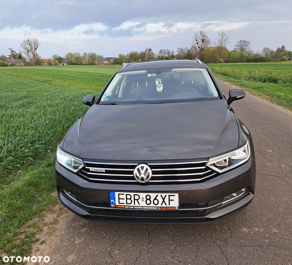 Volkswagen Passat 2.0 TDI (BlueMotion Technology) DSG Comfortline - 2