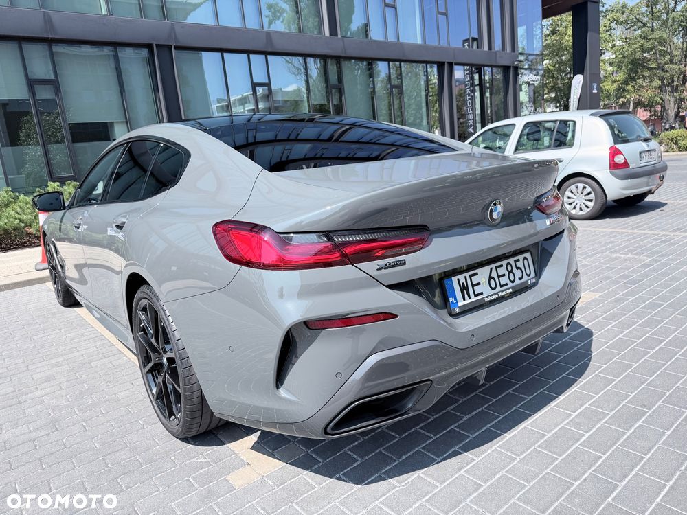 BMW Seria 8 - 7