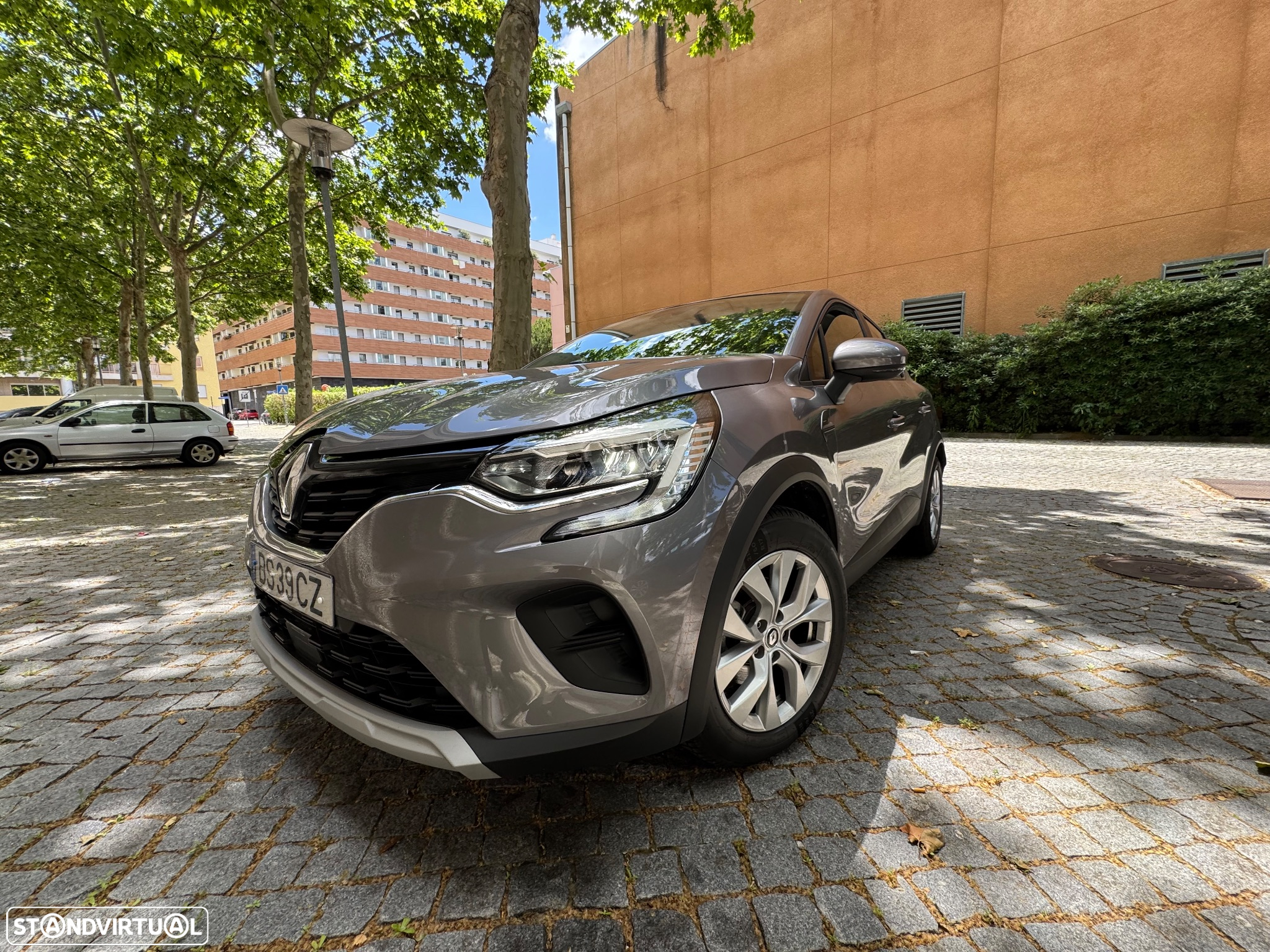 Renault Captur 1.6 E-Tech Intens - 8