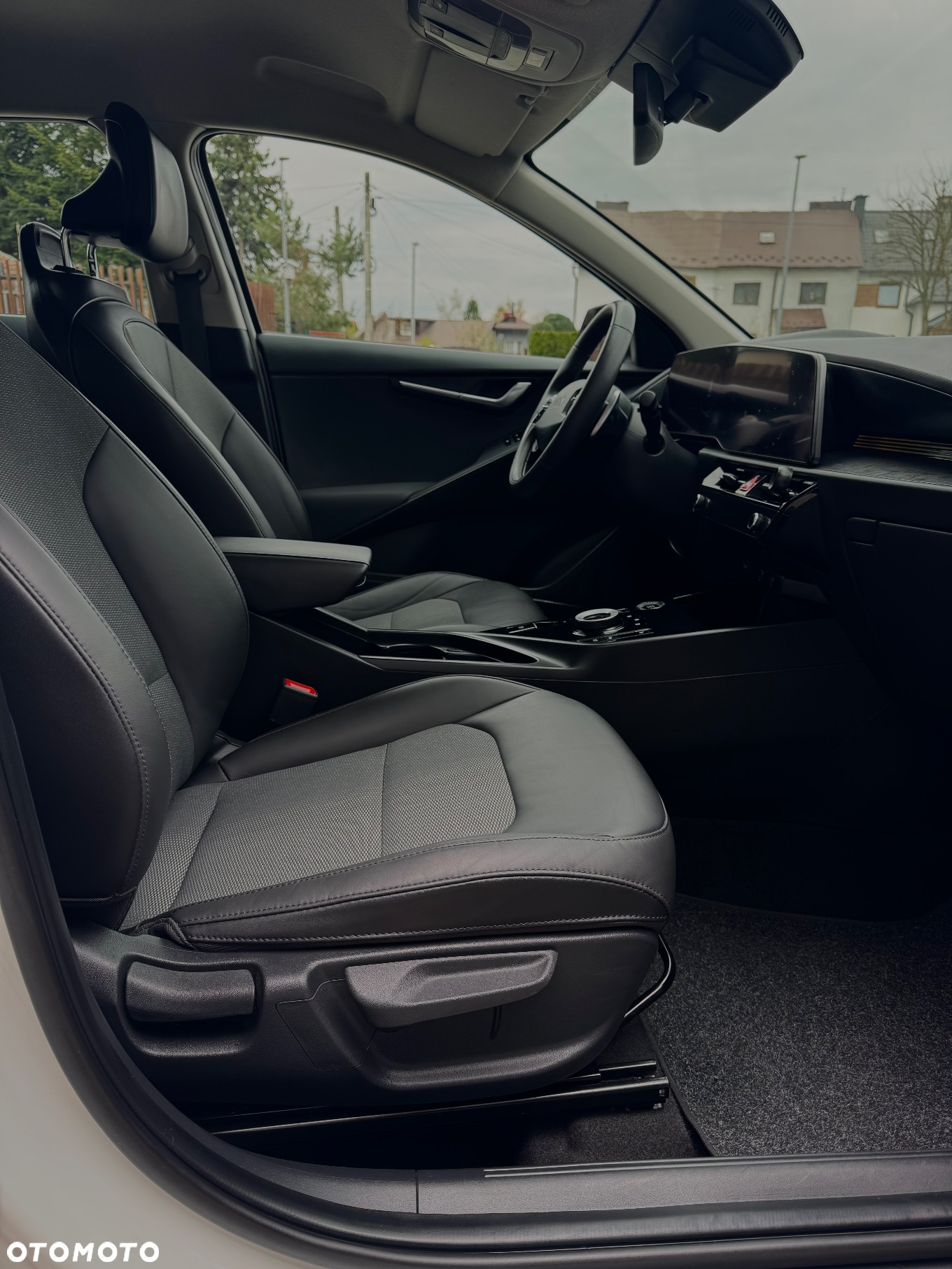 Kia Niro 1.6 GDI Plug-in Hybrid L Business Line - 24