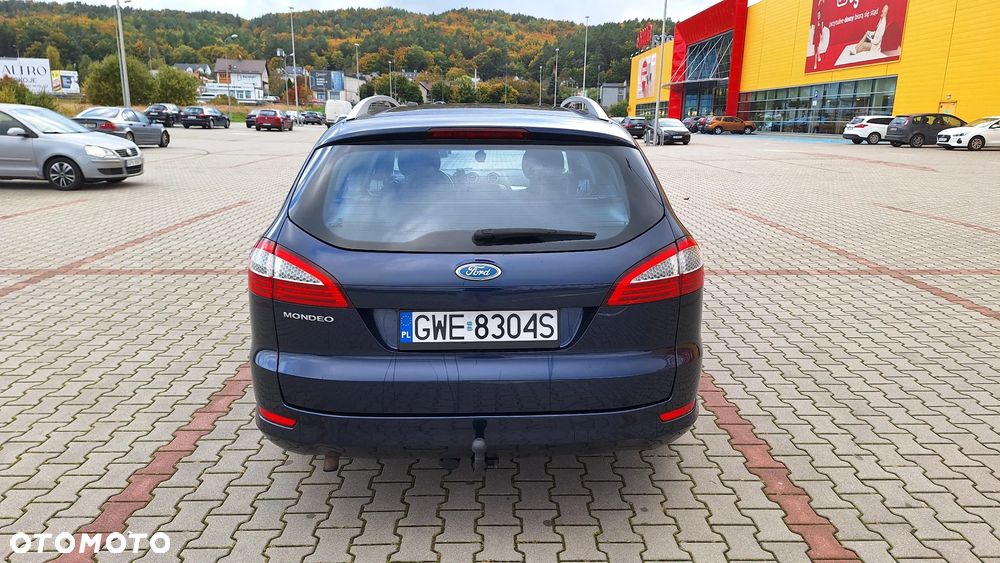 Ford Mondeo 2.0 Ambiente - 5
