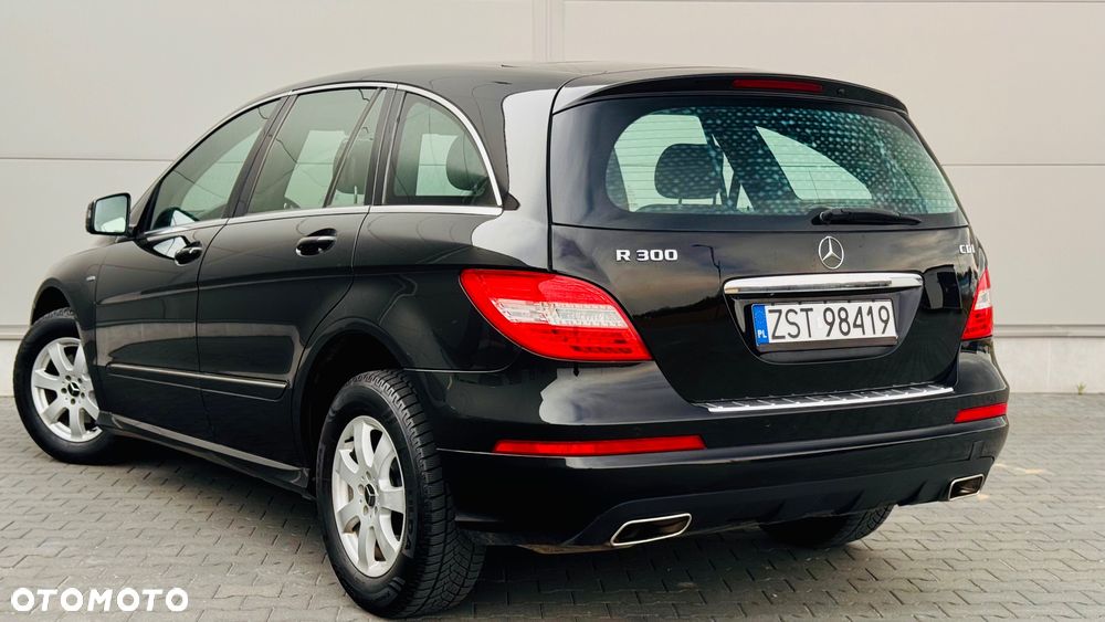 Mercedes-Benz Klasa R 300 CDI 7G-TRONIC DPF BlueEFFICIENCY Grand Edition - 23
