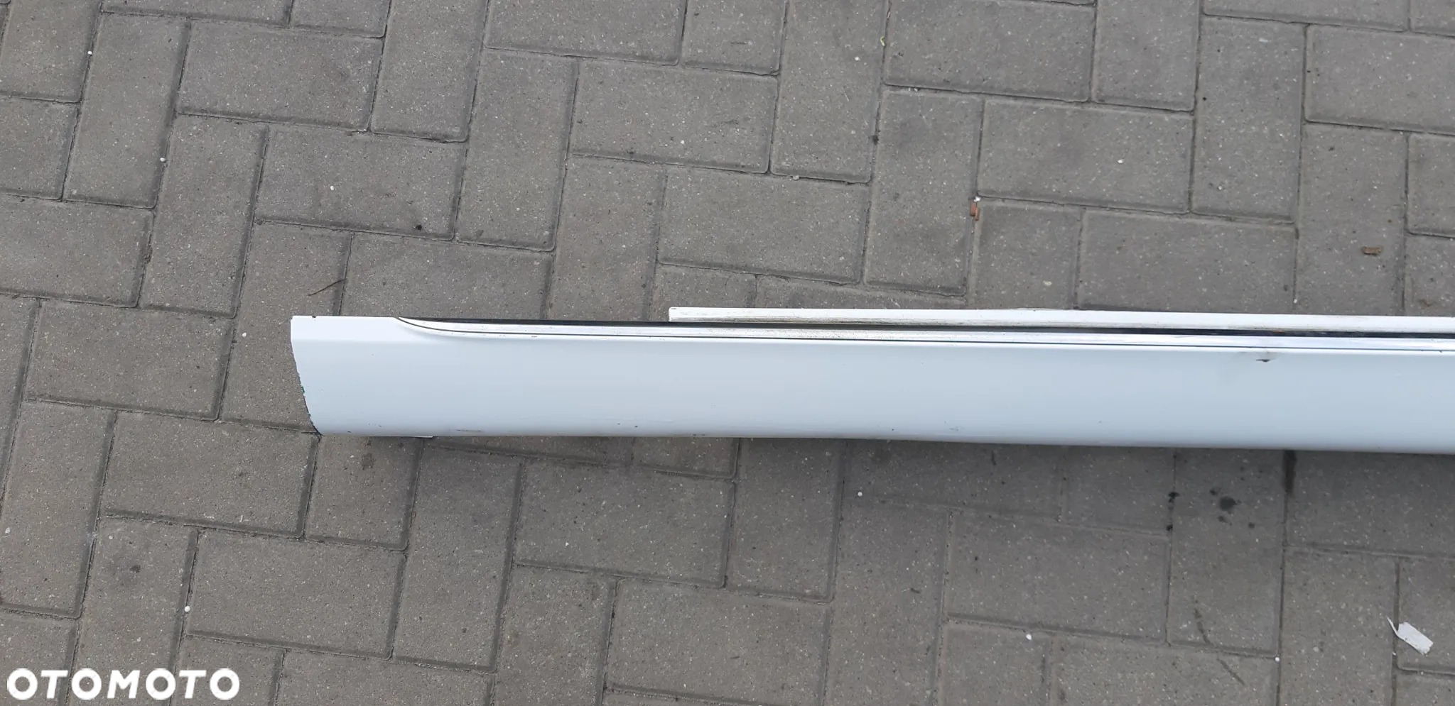 Listwa progowa lewa 149 A2136908704 Mercedes W213 2.0d kombi 2017r - 4