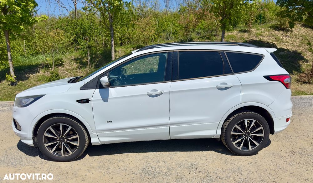 Ford Kuga 2.0 TDCi 4WD Powershift ST-Line - 3