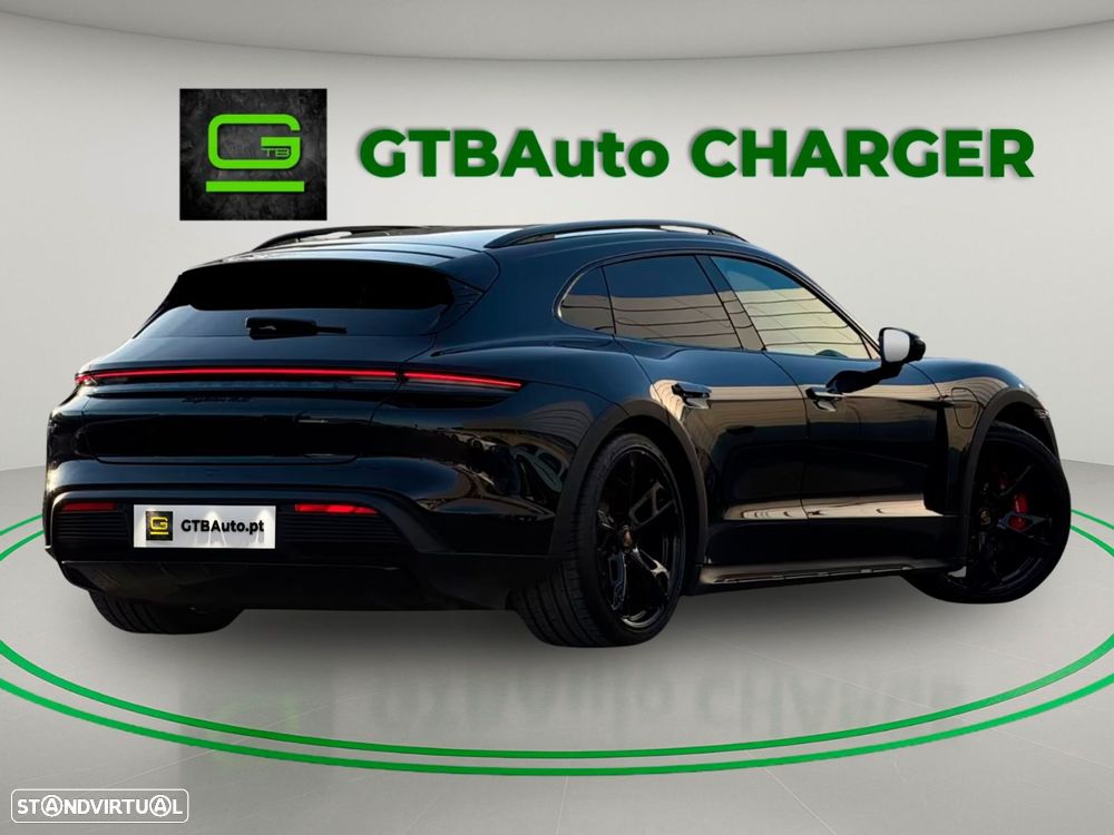 Porsche Taycan Cross Turismo - 22