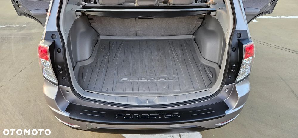 Subaru Forester 2.5 X - 18