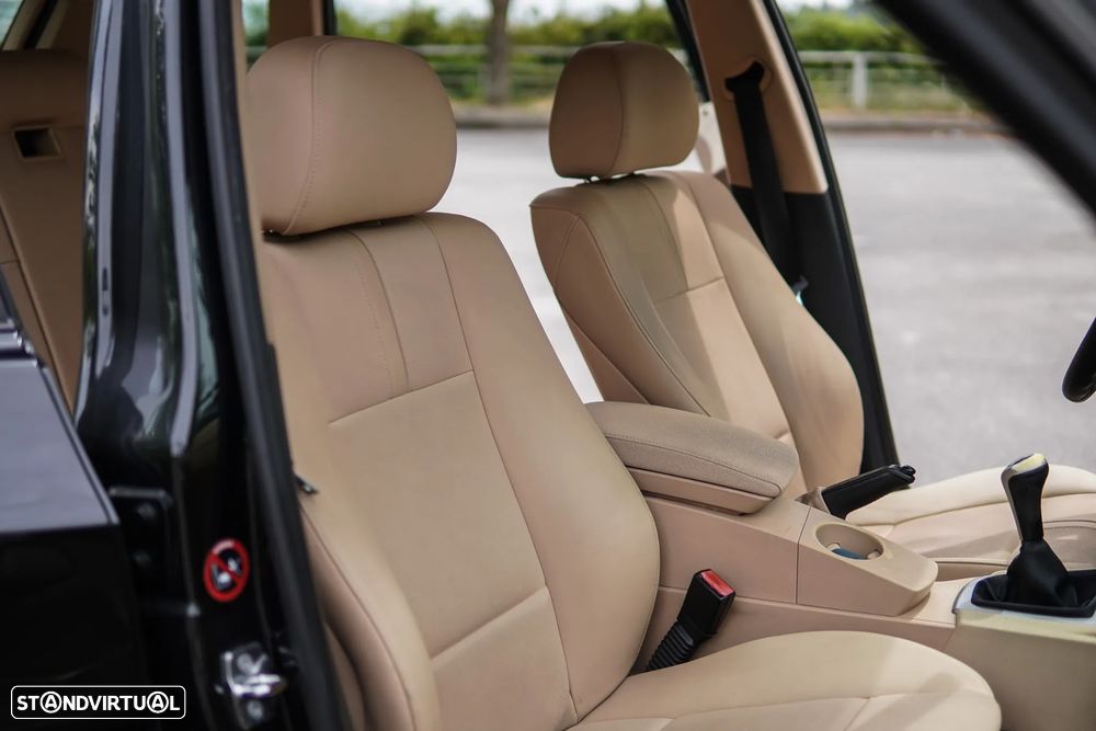 BMW X3 2.0 d - 33