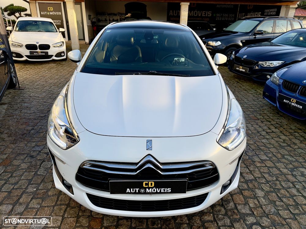 Citroën DS5 e-HDi 115 EGS6 SoChic - 24