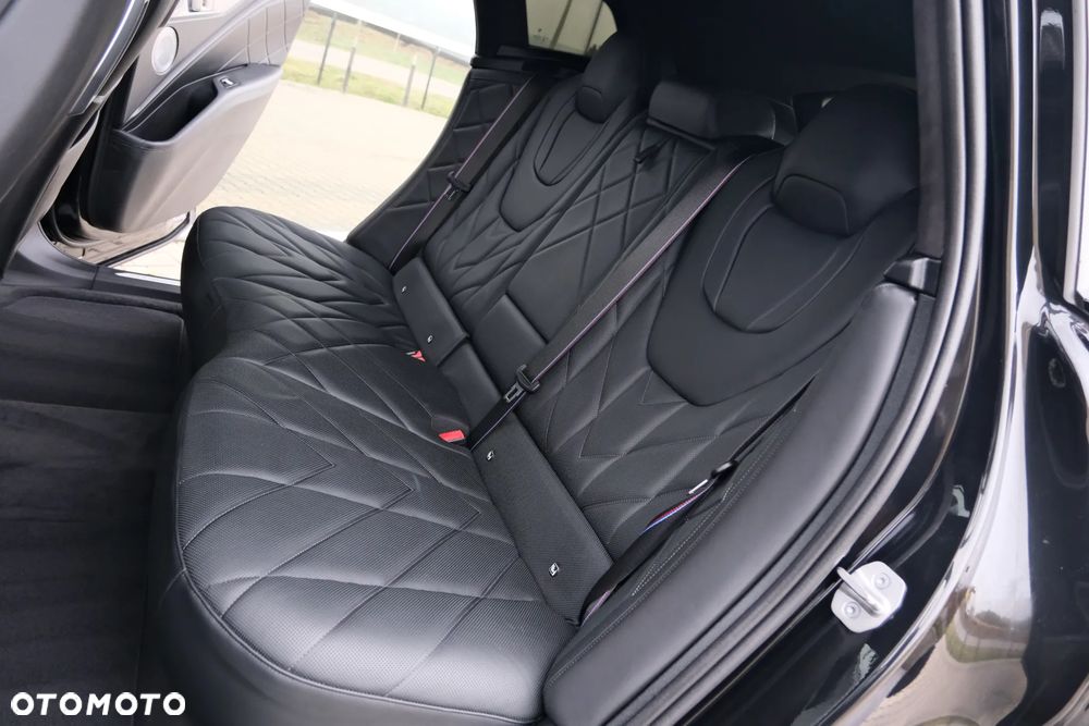 BMW XM PHEV sport - 31