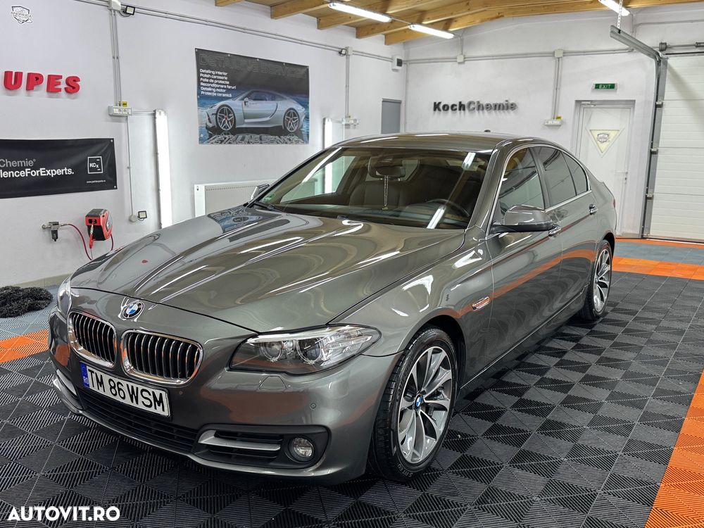 BMW Seria 5 525d Sport-Aut. Luxury Line - 15