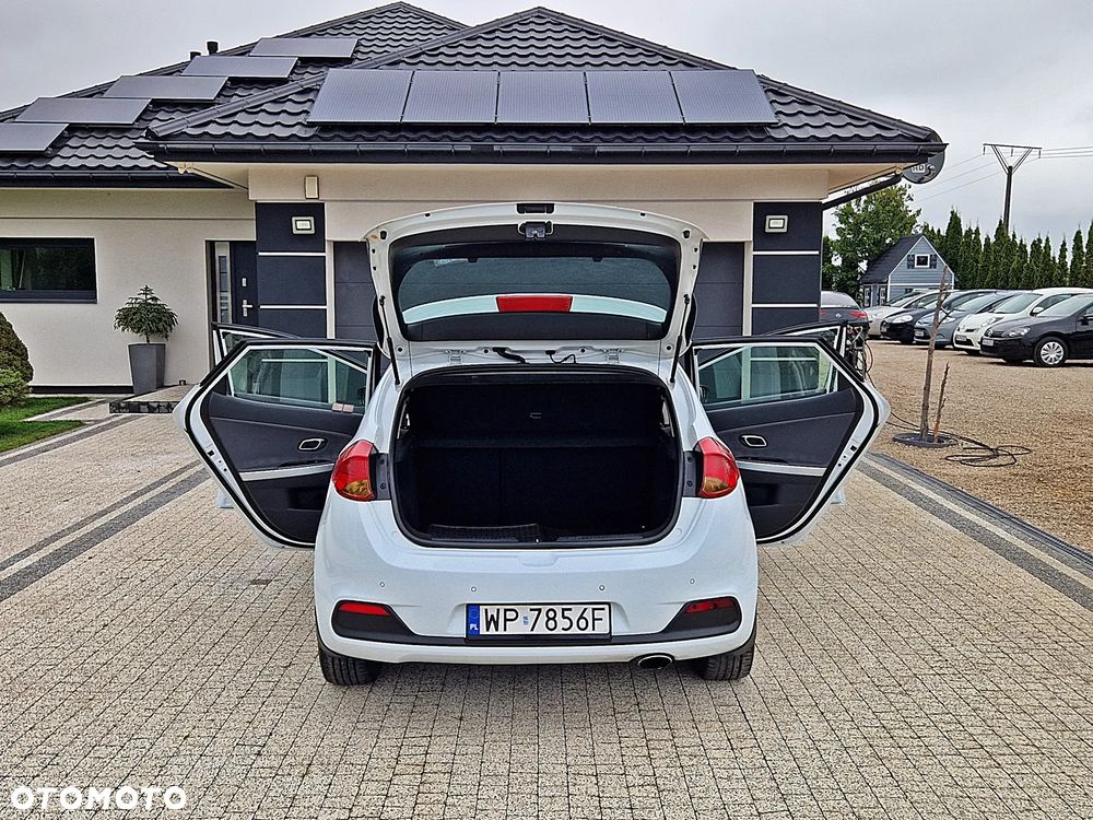 Kia Ceed 1.6 Crdi M Euro2012 - 6