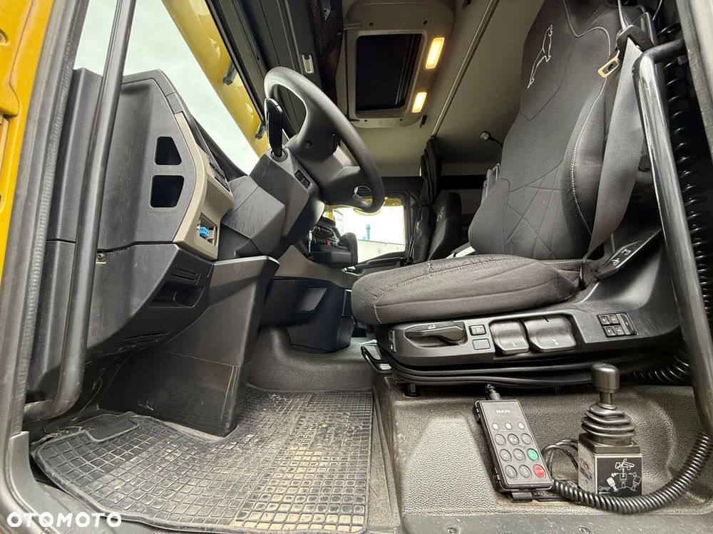 MAN TGX 18.470 4x4H EURO6 CIĄGNIK SIODŁOWY Z HYDRAULIKĄ WYWROTU 56900 EUR - 7