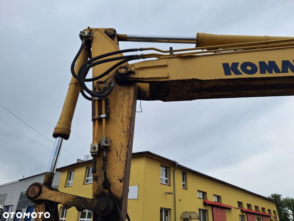 Komatsu Pw 200-7 4X4 - 25