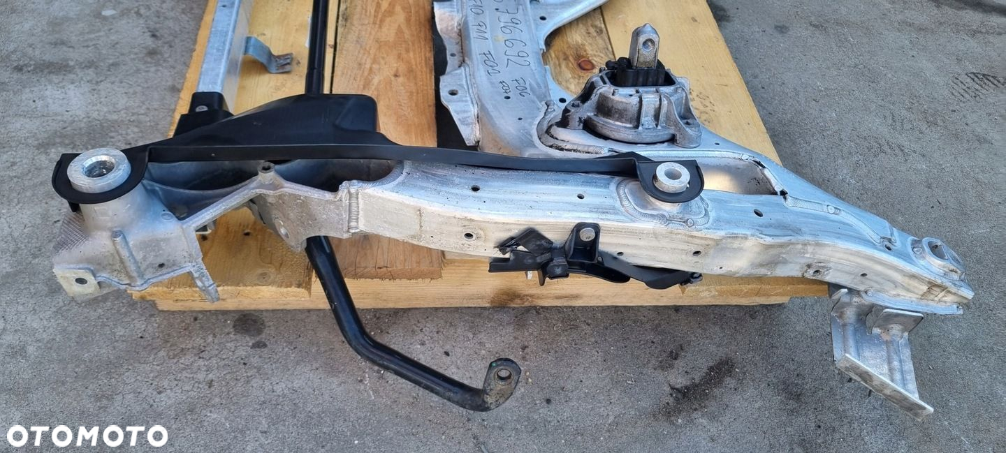 BMW F01 F06 F07 F10 F11 KOŁYSKA WÓZEK SANKI 6796692 I - 12