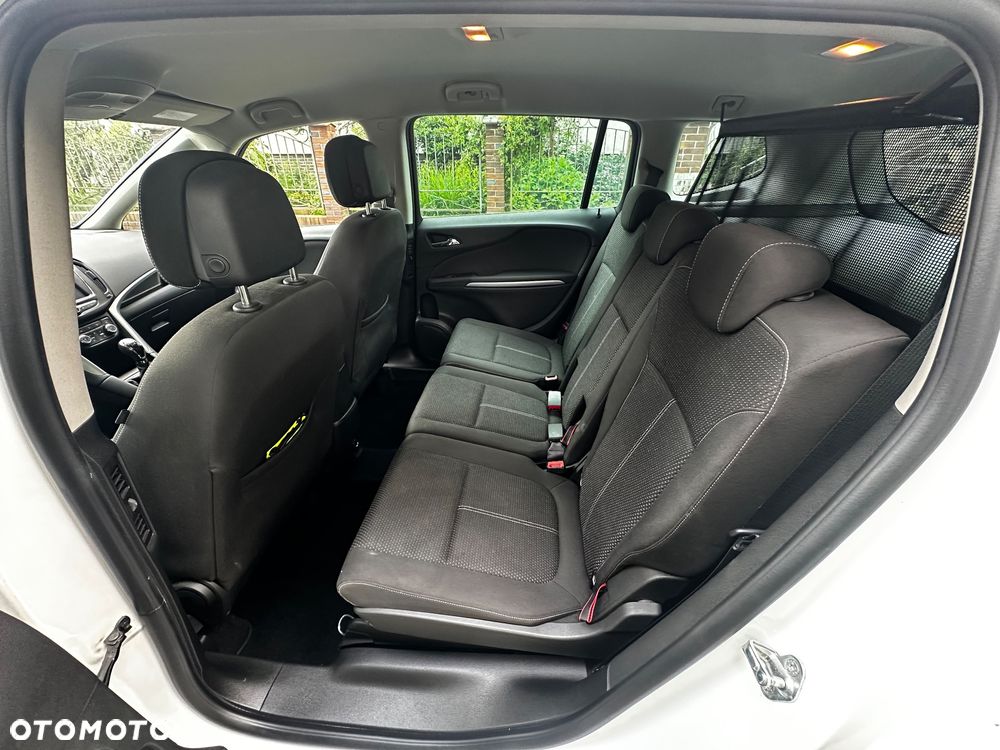 Opel Zafira 2.0 D (CDTI ecoFLEX) Start/Stop Business Innovation - 13