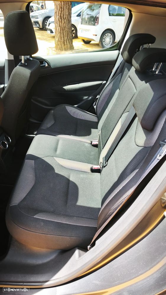 Peugeot 308 1.6 HDi Sport CVM6 - 10