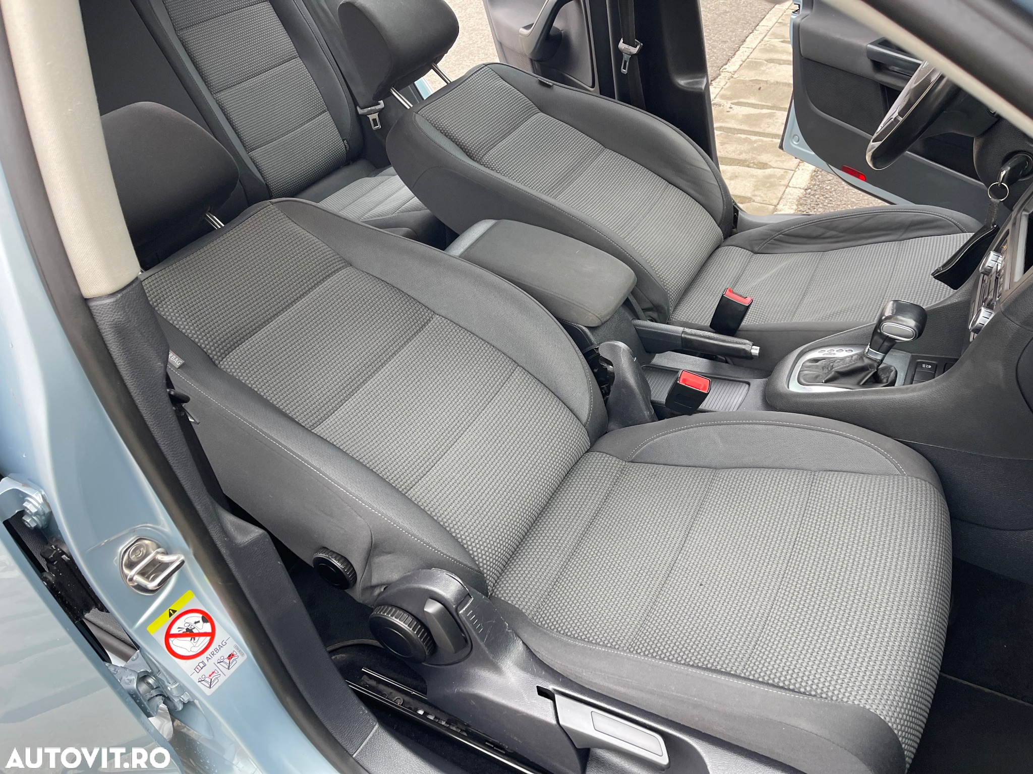 Volkswagen Golf 1.6 TDI BlueMotion Technology DPF Highline DSG - 16