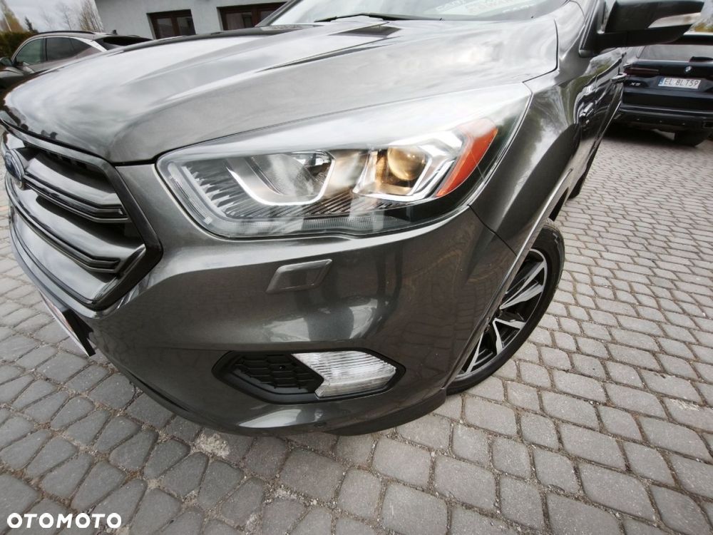 Ford Kuga - 19