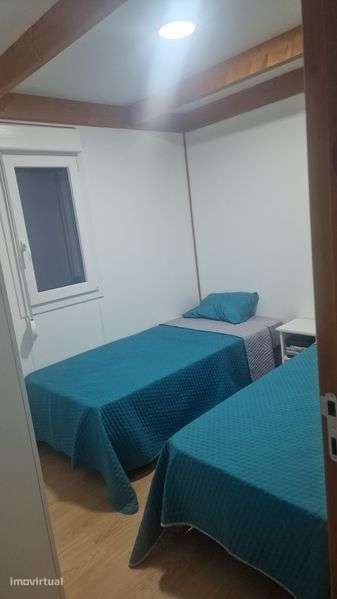 Casa com terreno - Grande imagem: 3/12