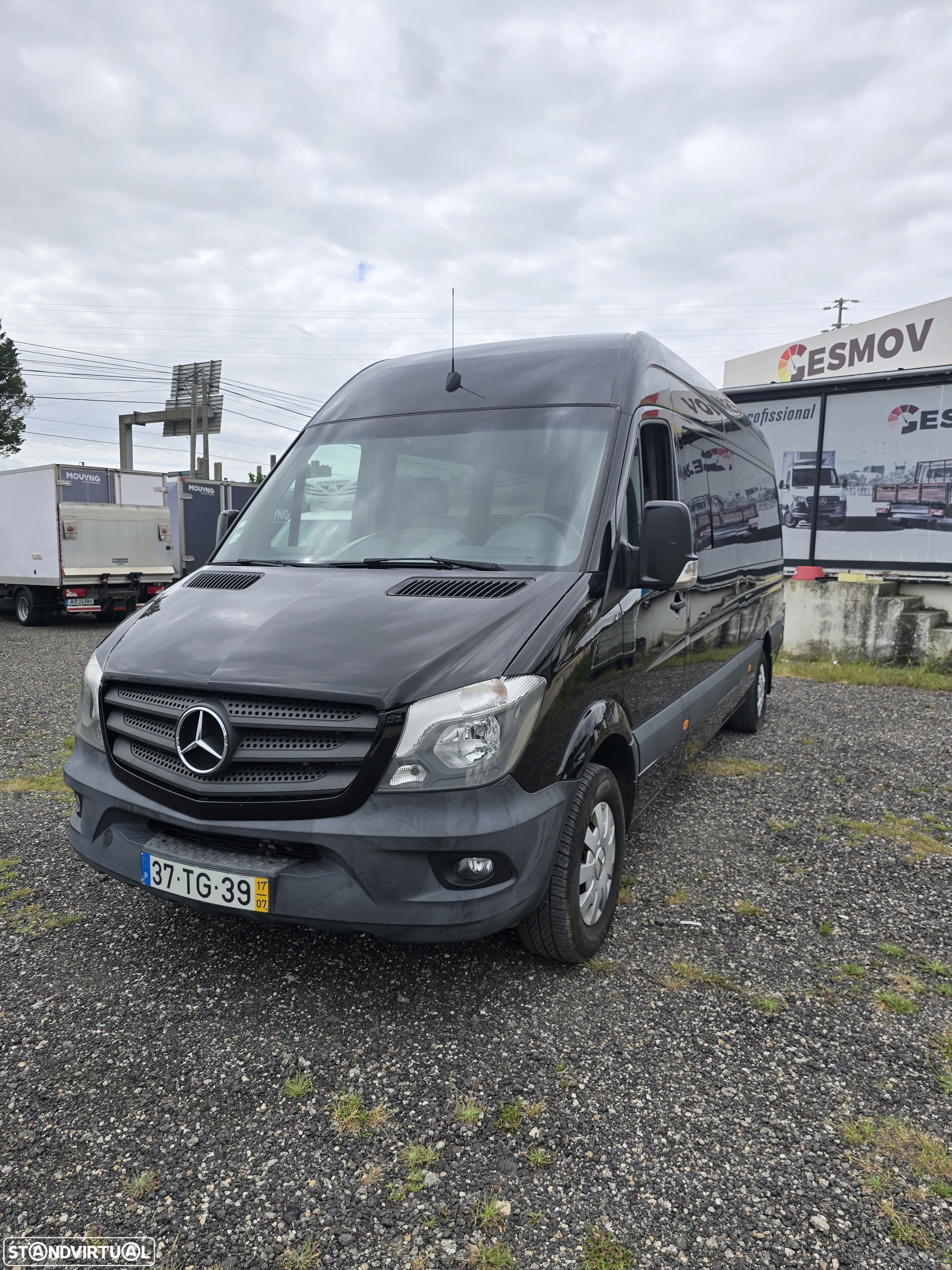 Mercedes-Benz Sprinter - 1