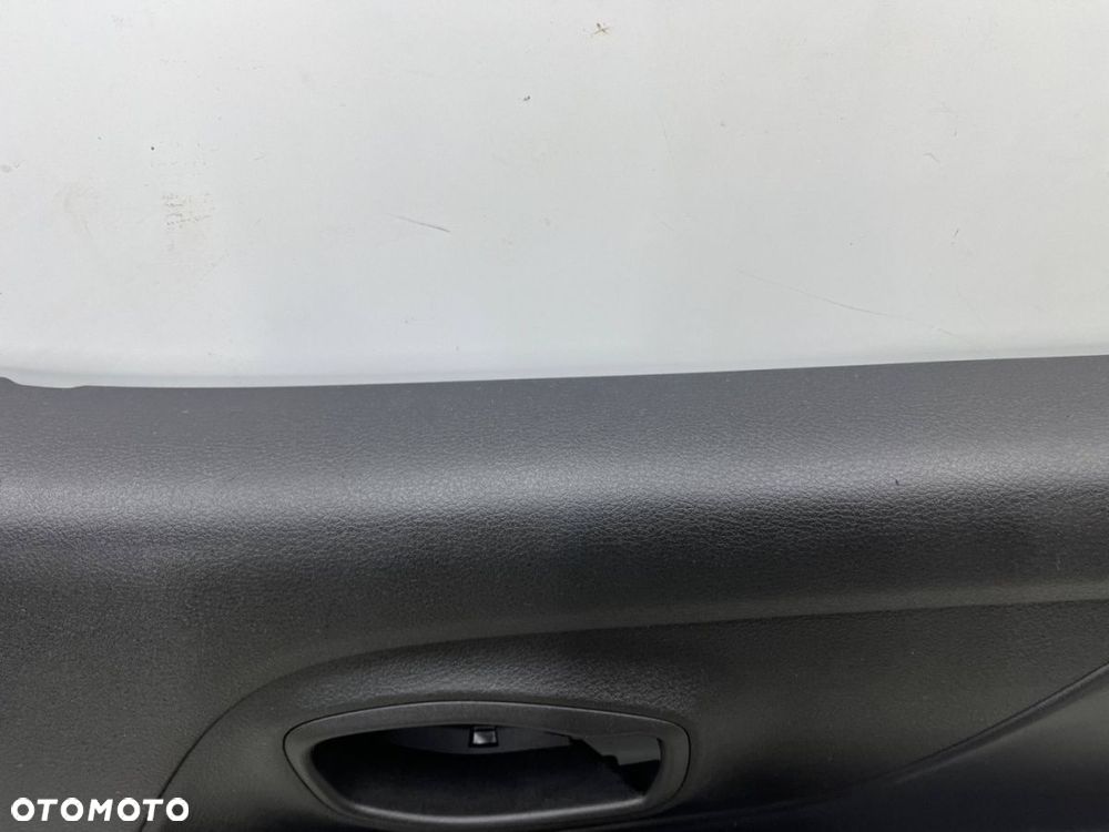 Tapicerka Jeep Renegade 14r.- prawy przedni boczek drzwi pasażera podświetlana klamka ekoskóra - 15