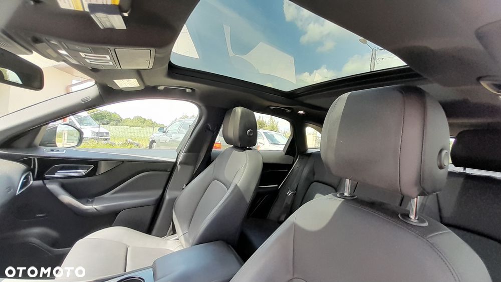 Jaguar F-Pace 35t AWD Prestige - 6