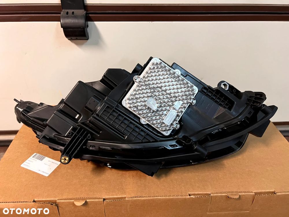 LAND ROVER DISCOVERY SPORT L550 LIFT LAMPA LEWY PRZÓD LEWA PRZEDNIA WERSJA MID 15 PIN EUROPA MK72-13006-EA LR164859 - 10