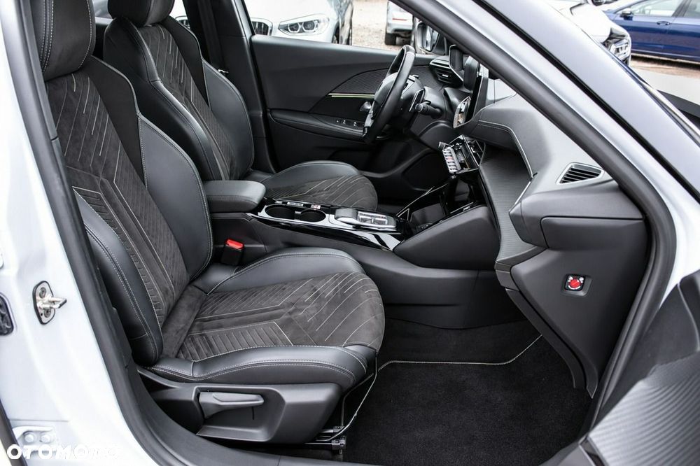 Peugeot 2008 1.2 PureTech GT S&S EAT8 - 9