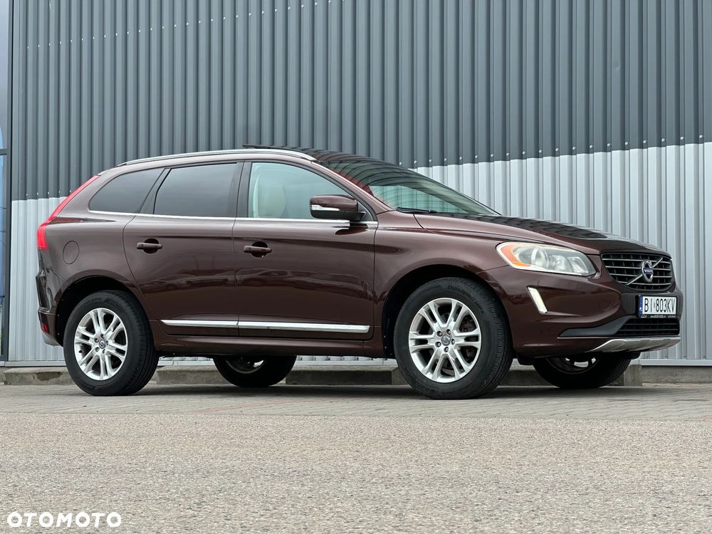 Volvo XC 60 3.2 AWD RDesign - 36