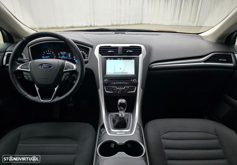 Ford Mondeo SW 1.5 TDCi Business Plus ECOnetic - 38