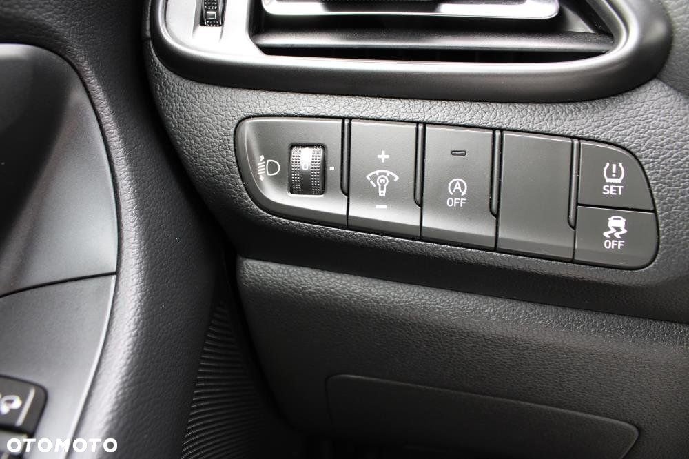 Hyundai i30 - 13