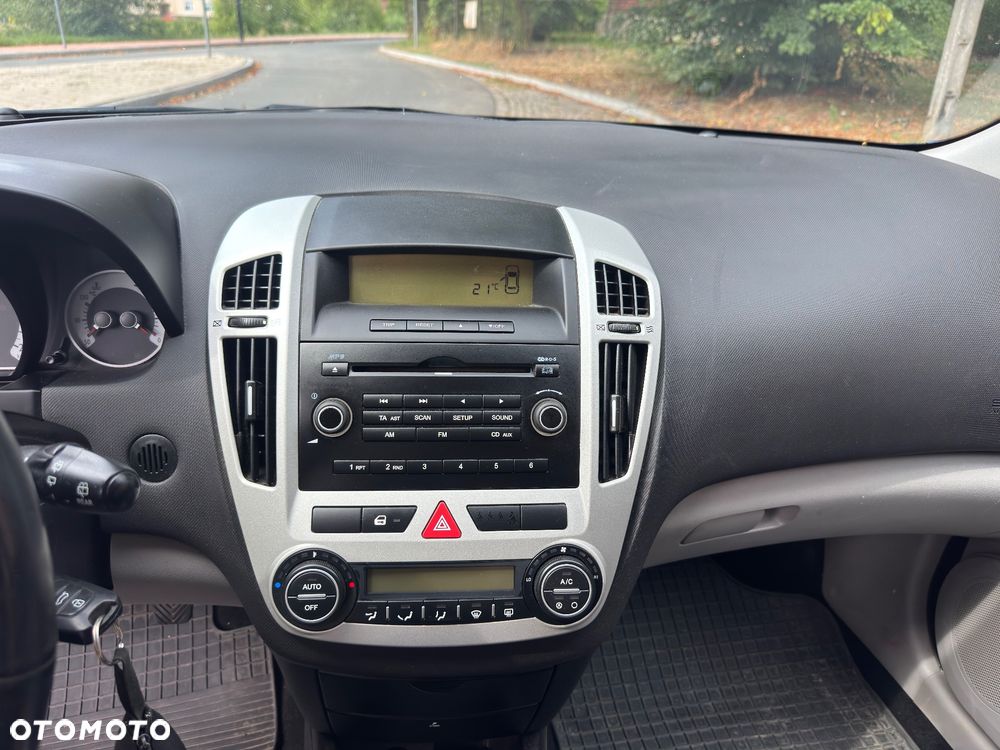 Kia Ceed 2.0 CRDi Mind - 13